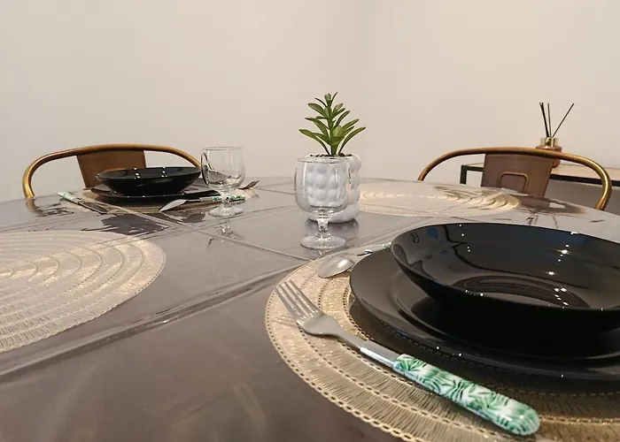 Appartement Le Trèfle Doré T2, Wifi, Private Parking Space